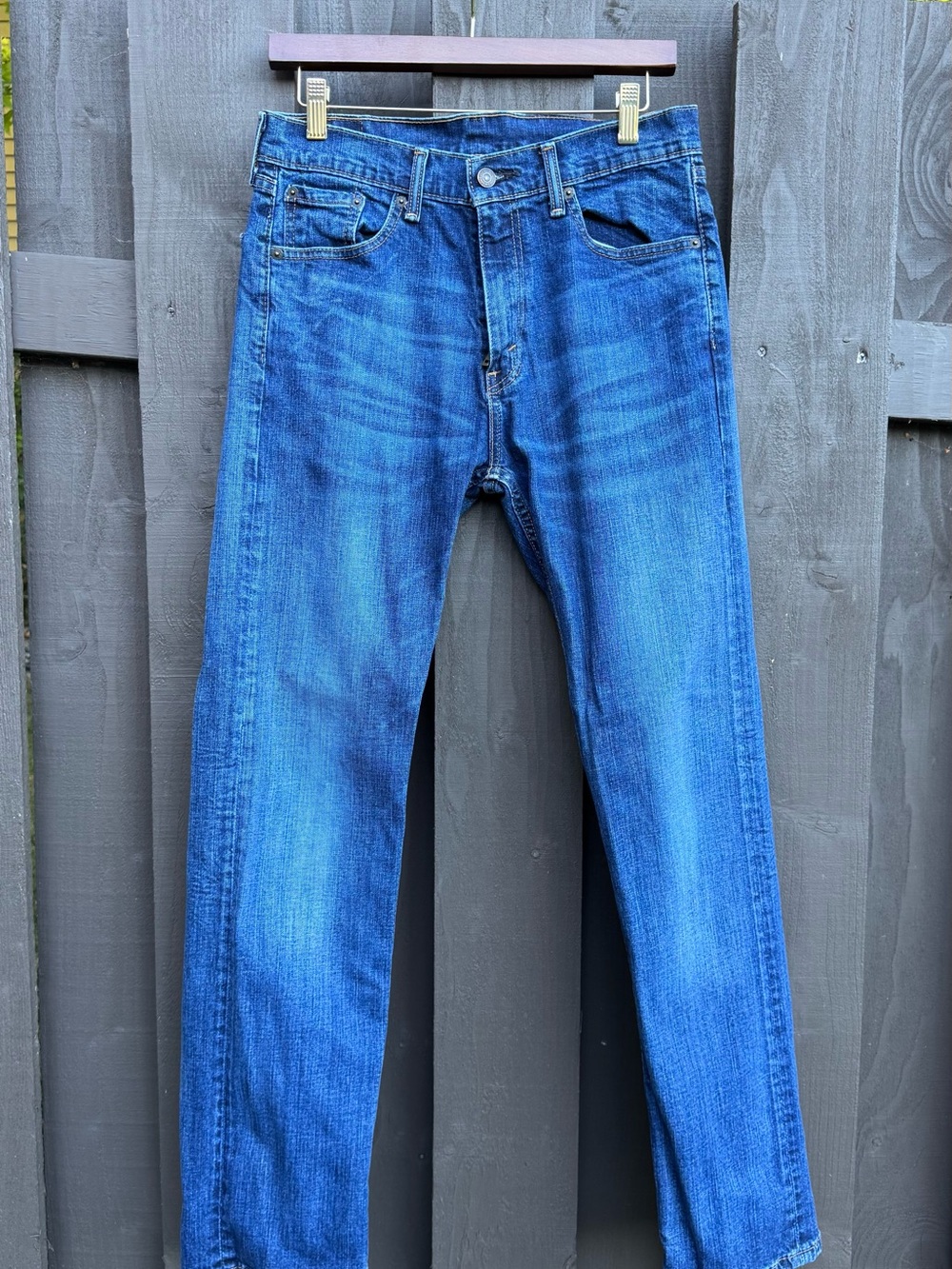 Levi’s 505 Men's Blue Jeans Dark Wash 30x32